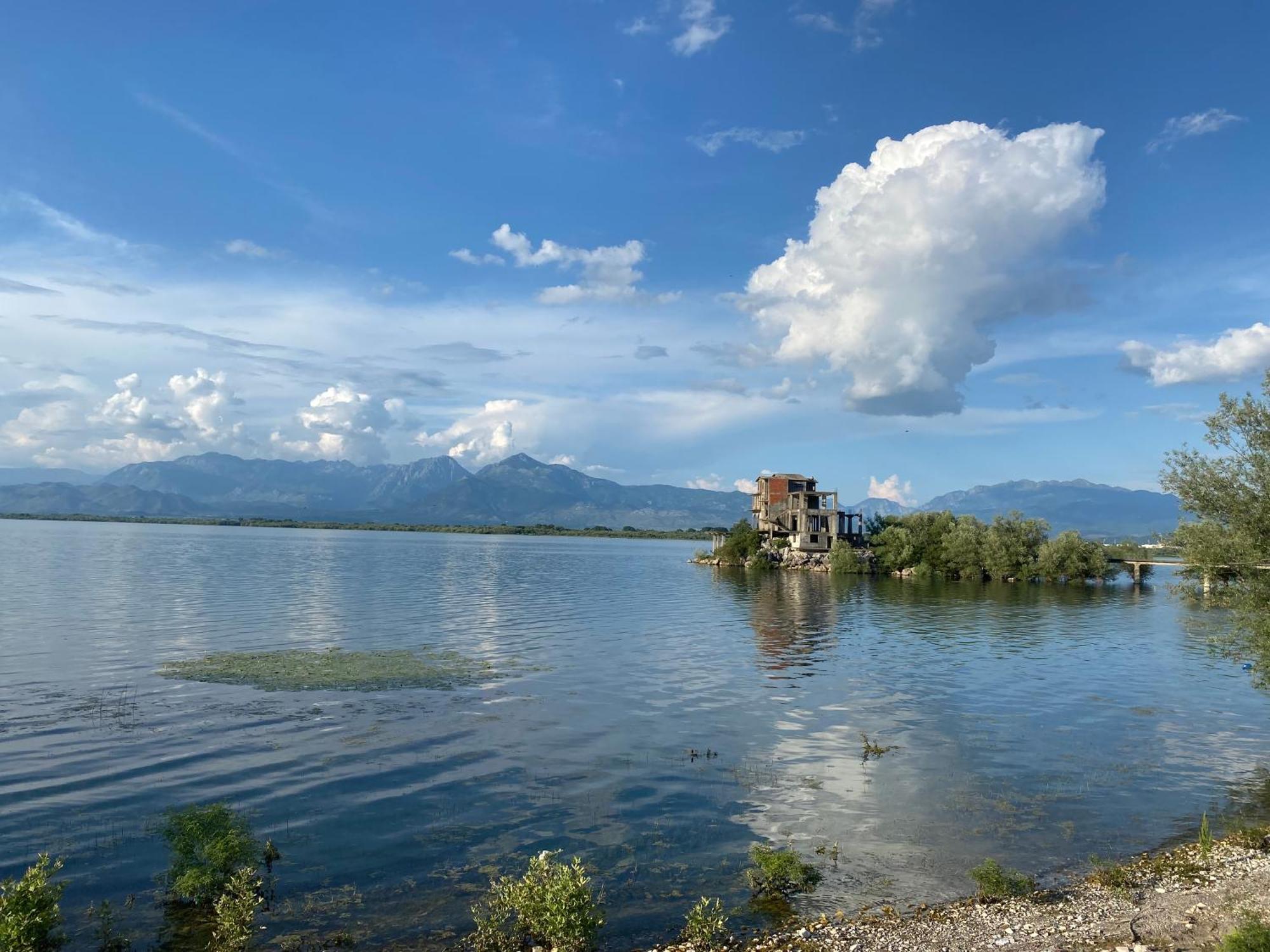 Rupa Guest House Camping Shkoder Exterior photo